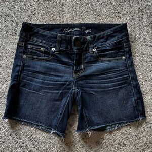 America Eagle Stretch Denim Cut-off Shorts